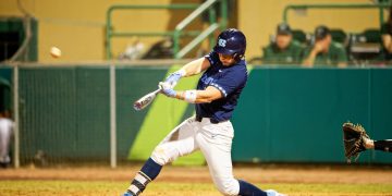 #上下楼梯时膝盖感觉有刺痛感